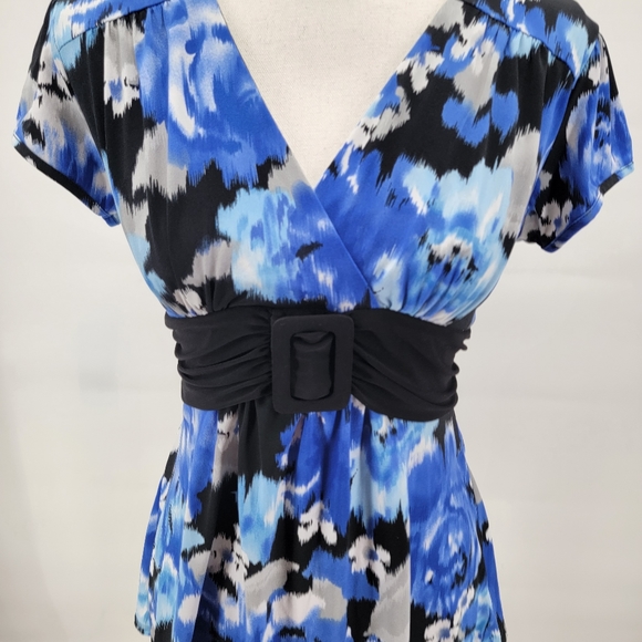 Maurices V Neck Blouse Top Blue Black Geometric Pattern Belted Shirt Stretch - Picture 2 of 8